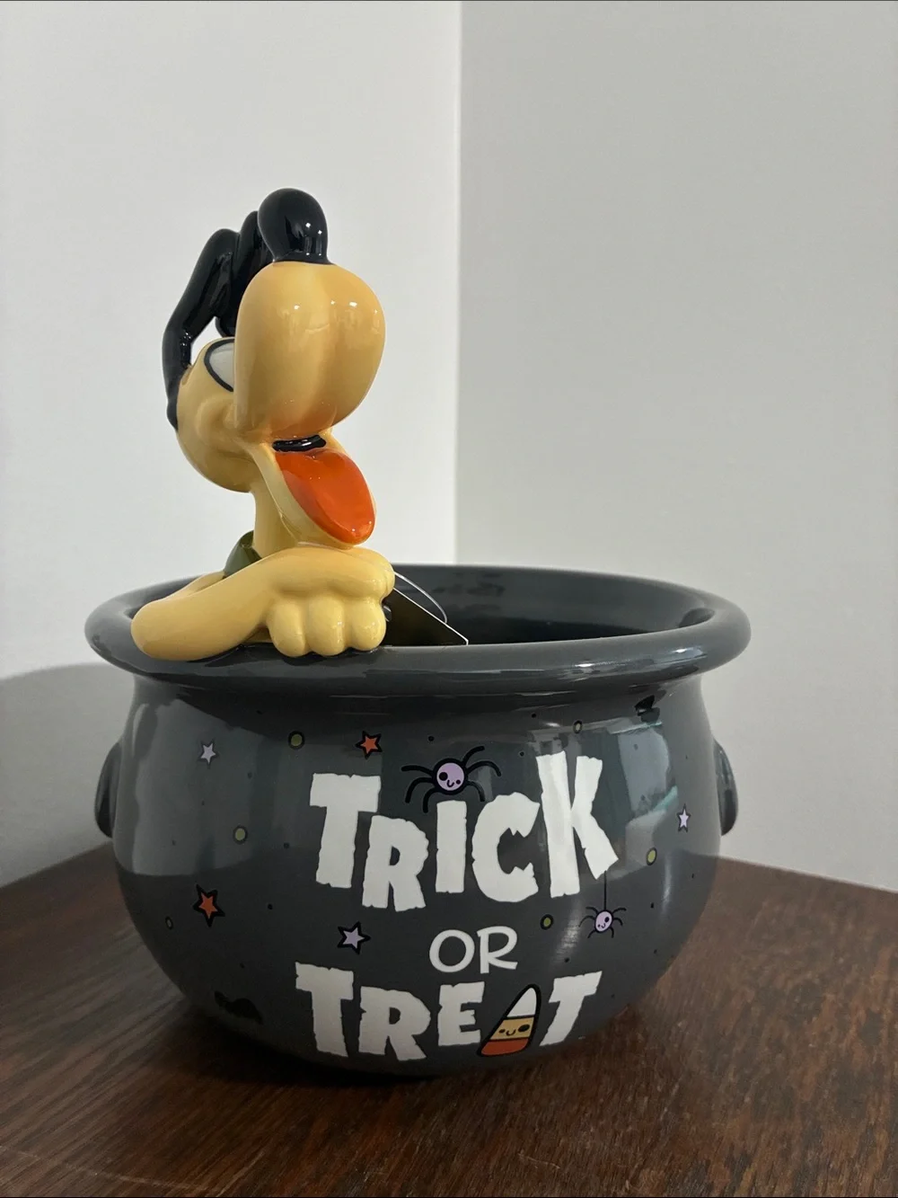 NWT- Disney- Pluto 'Trick or Treat' -Halloween Ceramic Candy Cauldron Bowl
